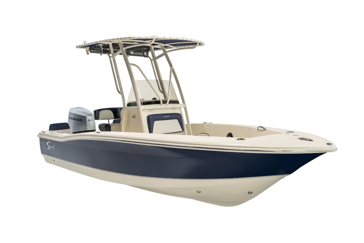 Seabrook Center Console Fishing Package Front 
